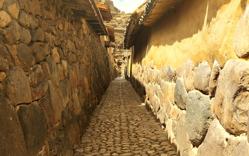 Ollantaytambo fortress