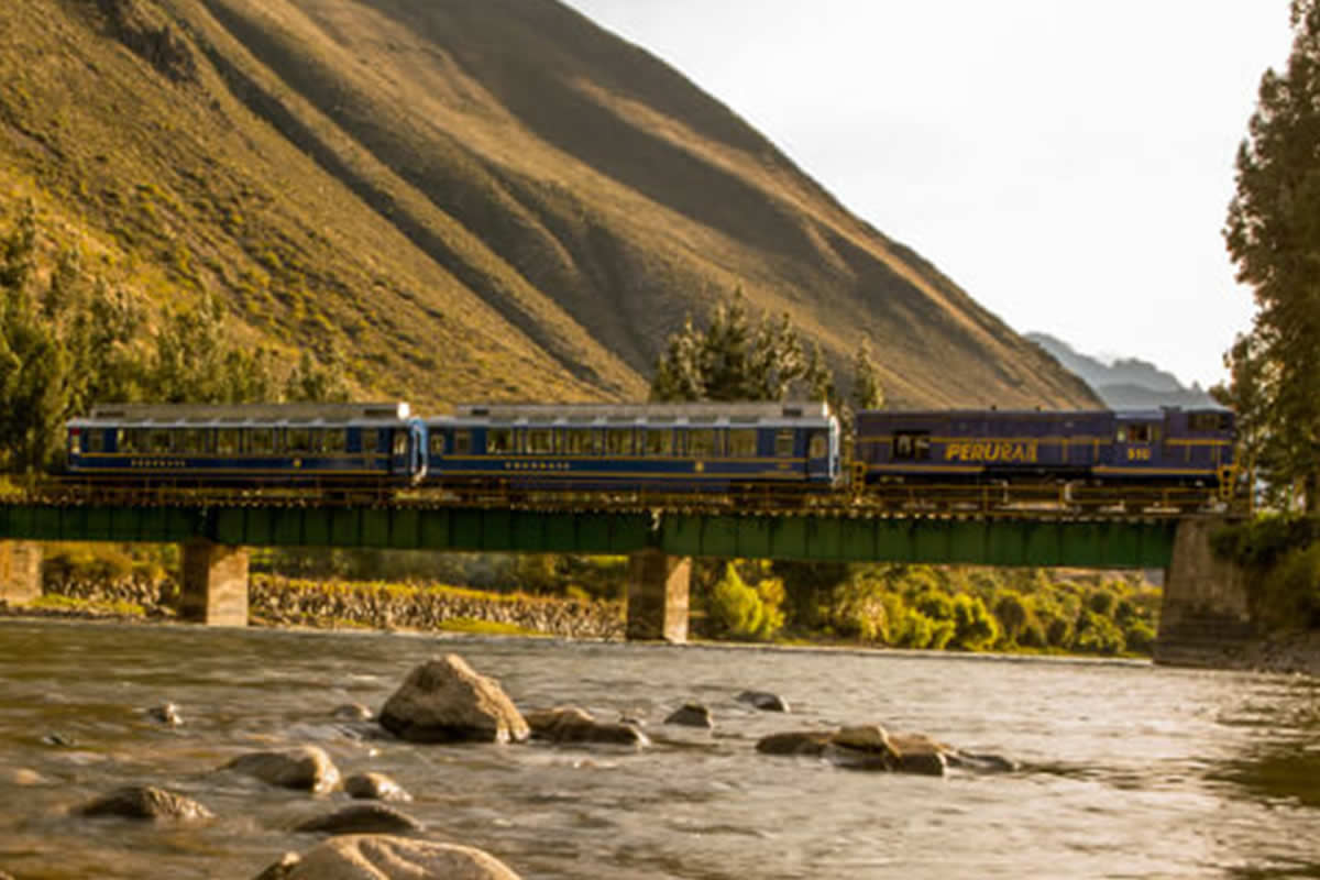 Panoramic train to Machu Picchu